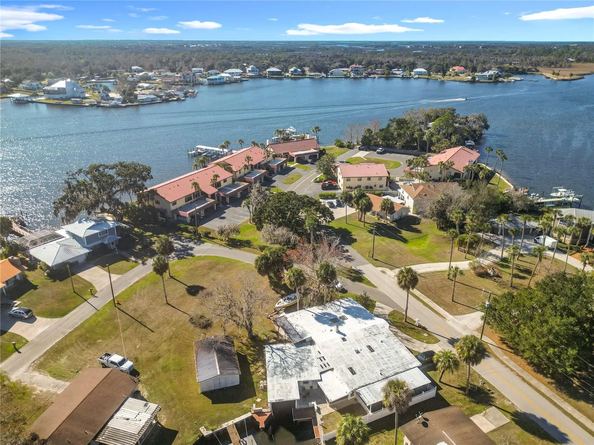 421 NW 14th Place Crystal River FL 34428