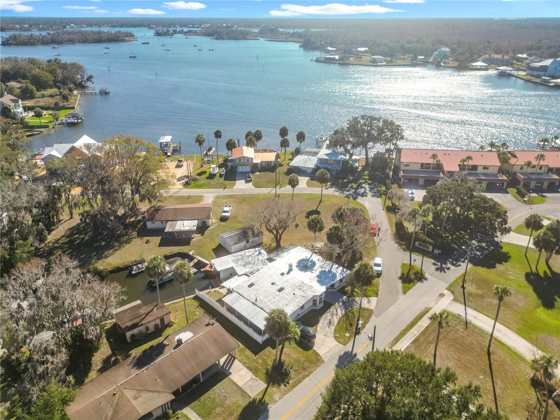 421 NW 14th Place Crystal River FL 34428