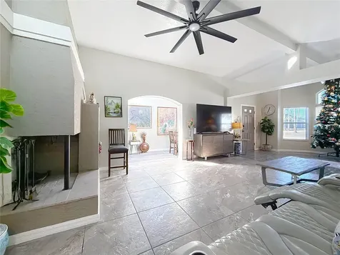 421 NW 14th Place Crystal River FL 34428