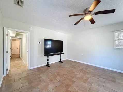 421 NW 14th Place Crystal River FL 34428