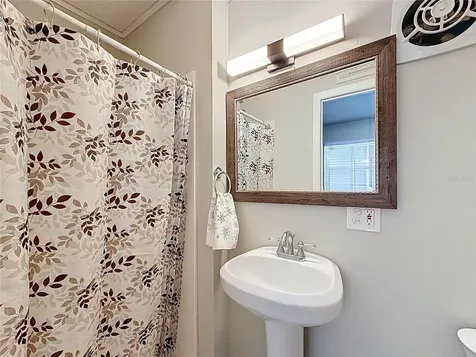 421 NW 14th Place Crystal River FL 34428