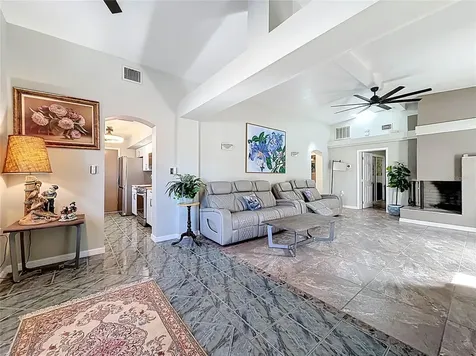 421 NW 14th Place Crystal River FL 34428