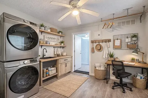 421 NW 14th Place Crystal River FL 34428