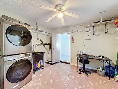 421 NW 14th Place Crystal River FL 34428