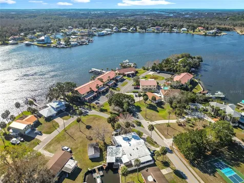 421 NW 14th Place Crystal River FL 34428