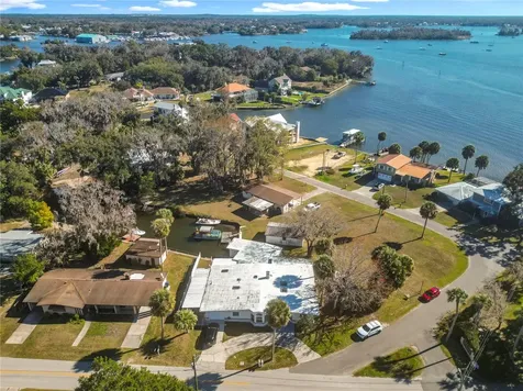 421 NW 14th Place Crystal River FL 34428