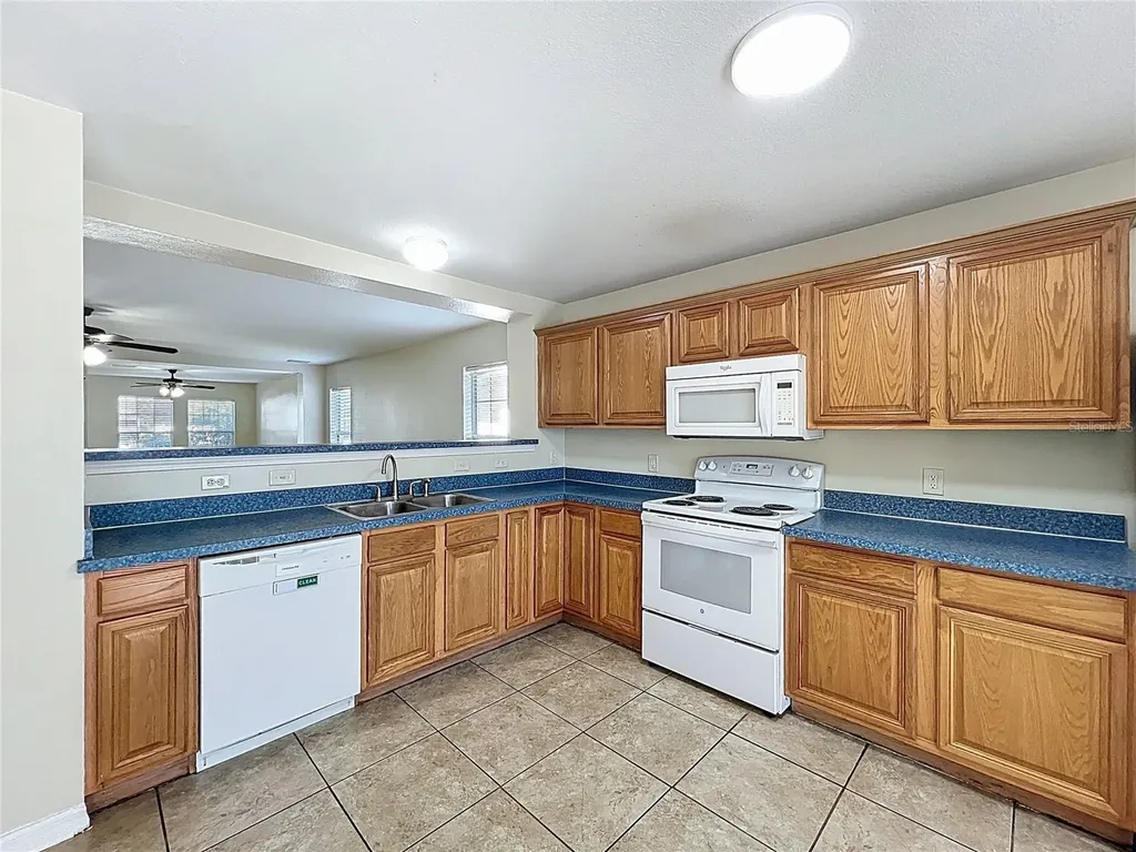7465 Hunters Greene Circle Lakeland FL 33810