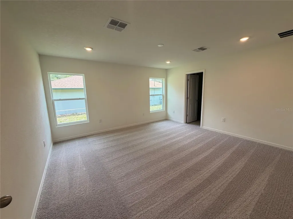 1916 W Belgrade Drive Dunnellon FL 34434
