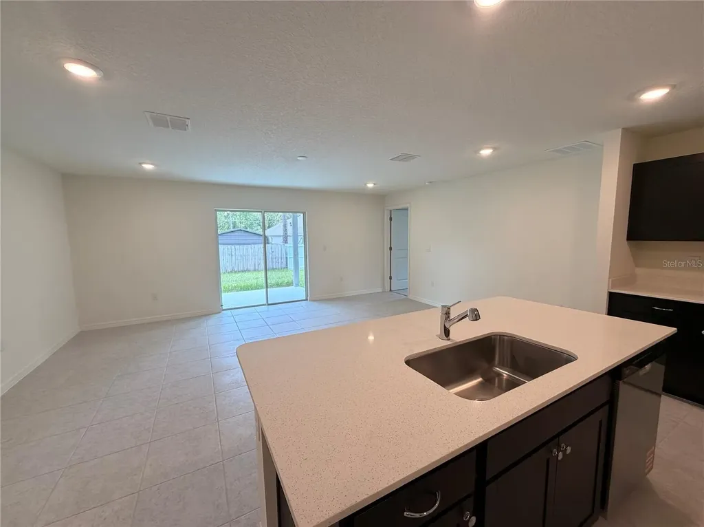 1916 W Belgrade Drive Dunnellon FL 34434