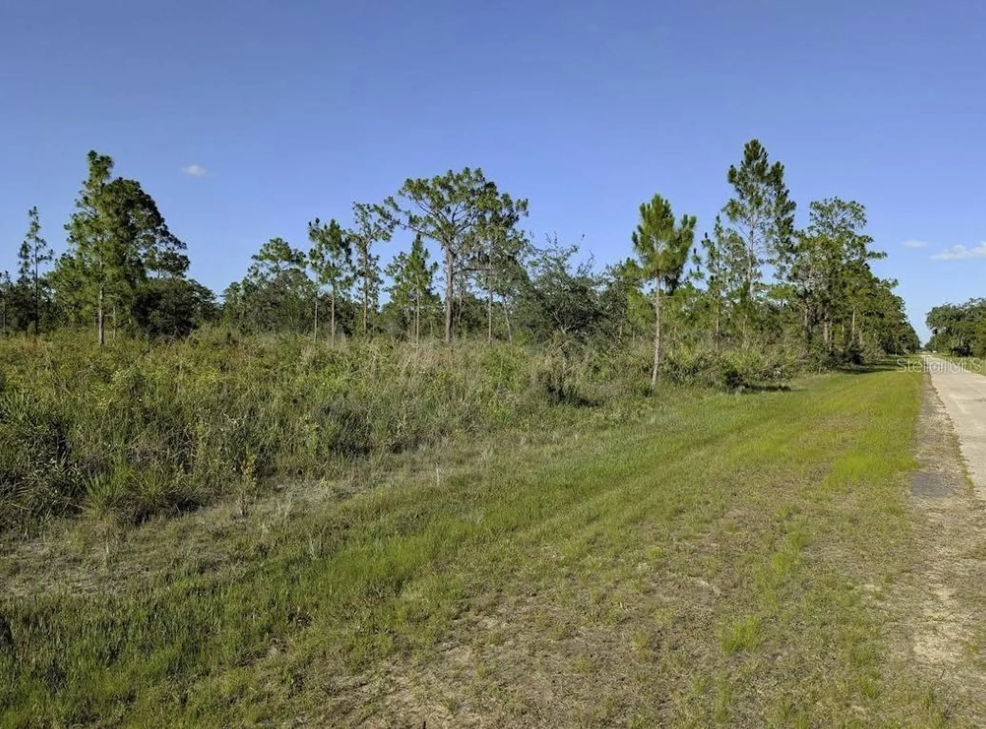 714 Magnolia Drive Indian Lake Estates FL 33855