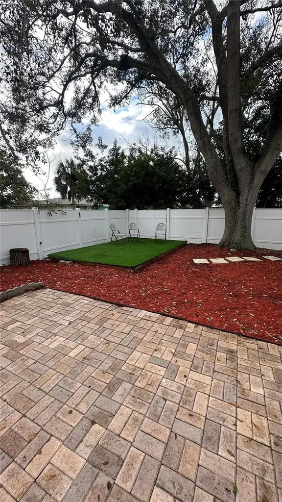 4703 33rd Street W Bradenton FL 34207