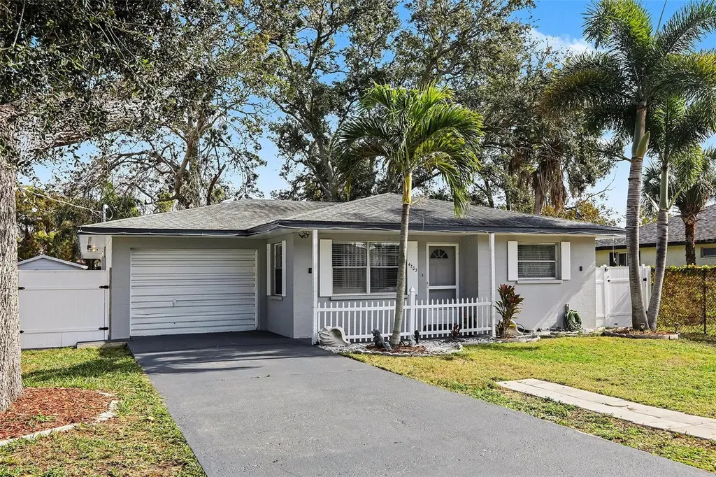 4703 33rd Street W Bradenton FL 34207
