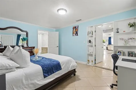 4703 33rd Street W Bradenton FL 34207