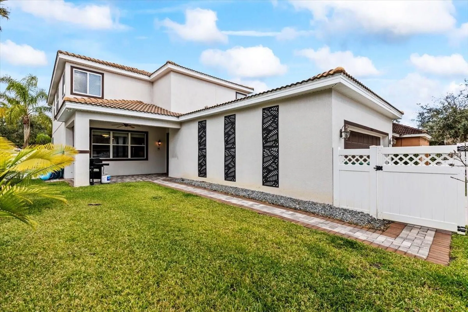 3322 Pino Avenue New Smyrna Beach FL 32168