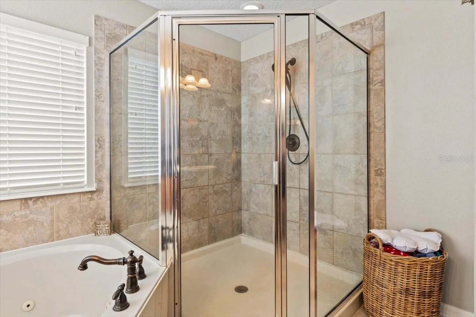 3322 Pino Avenue New Smyrna Beach FL 32168