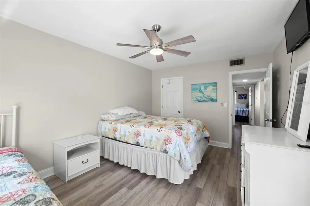 6767 Sunset Way St Pete Beach FL 33706