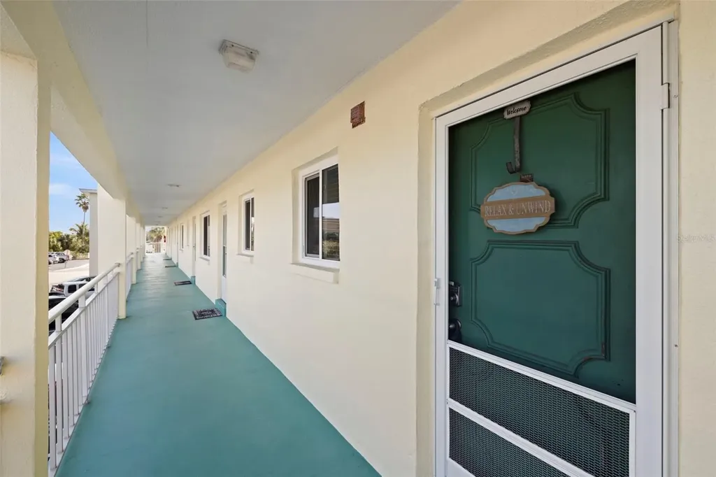 6767 Sunset Way St Pete Beach FL 33706
