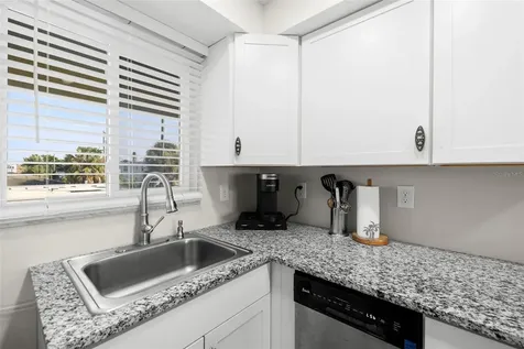 6767 Sunset Way St Pete Beach FL 33706