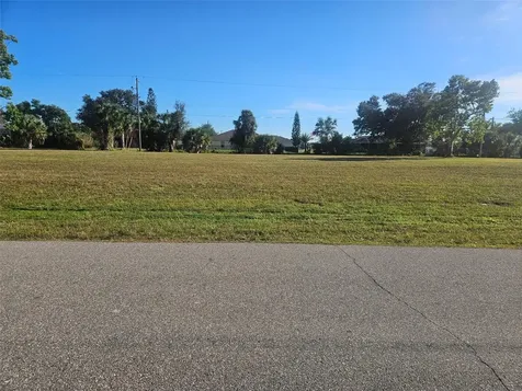 25241 Cadiz Drive Punta Gorda FL 33955