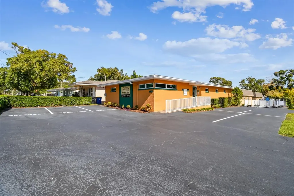 321 S Lincoln Avenue Clearwater FL 33756