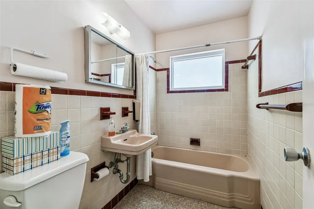 321 S Lincoln Avenue Clearwater FL 33756