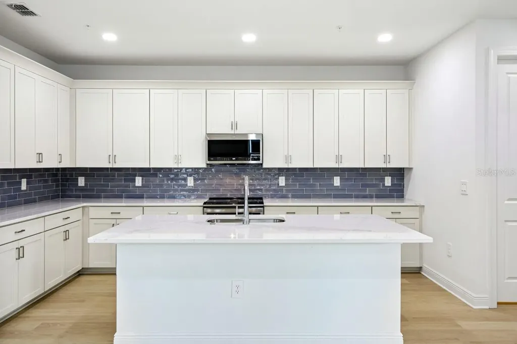 17829 Broadleaf Loop Venice FL 34293