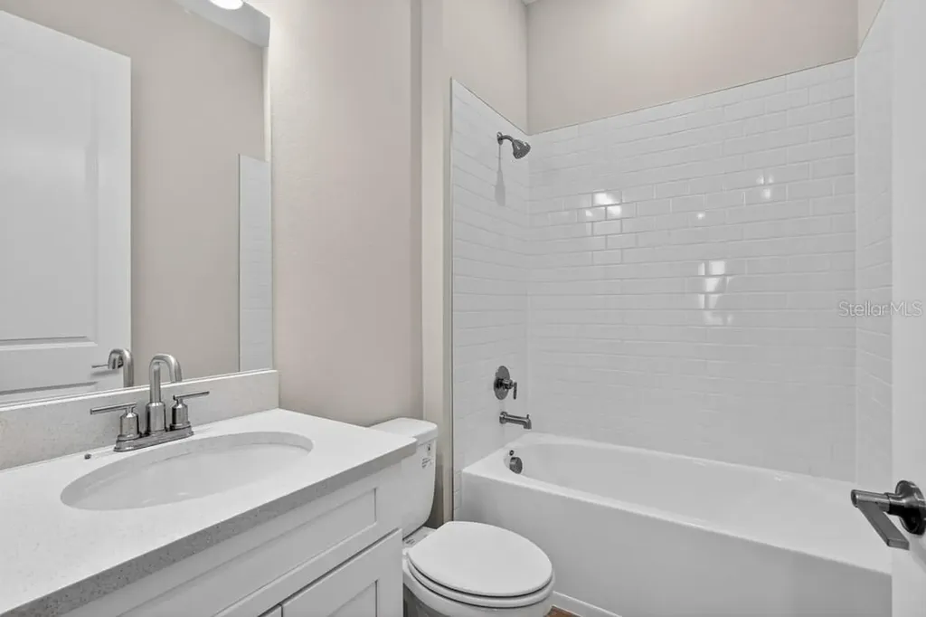 7657 Moonbeam Avenue Sarasota FL 34241