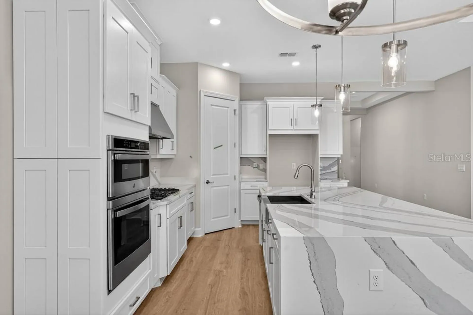 7657 Moonbeam Avenue Sarasota FL 34241