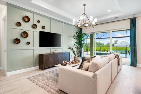 7657 Moonbeam Avenue Sarasota FL 34241
