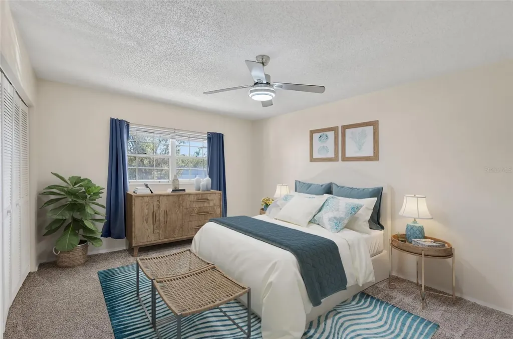7880 Palm Aire Lane Sarasota FL 34243