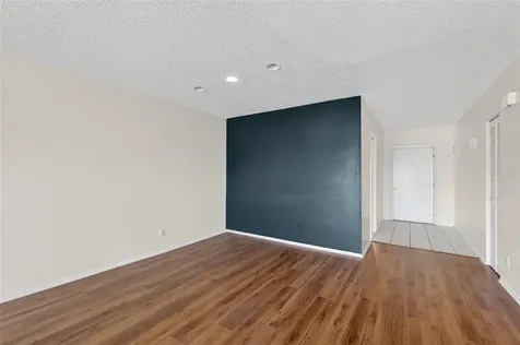 7880 Palm Aire Lane Sarasota FL 34243