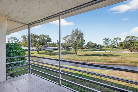 7880 Palm Aire Lane Sarasota FL 34243