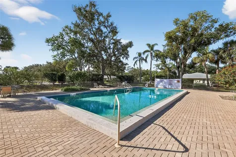 7880 Palm Aire Lane Sarasota FL 34243