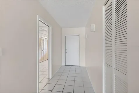 7880 Palm Aire Lane Sarasota FL 34243