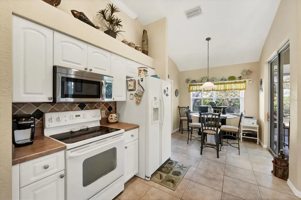 9350 Gulfstream Boulevard Englewood FL 34224