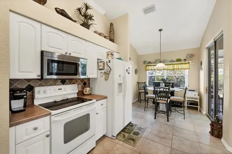 9350 Gulfstream Boulevard Englewood FL 34224
