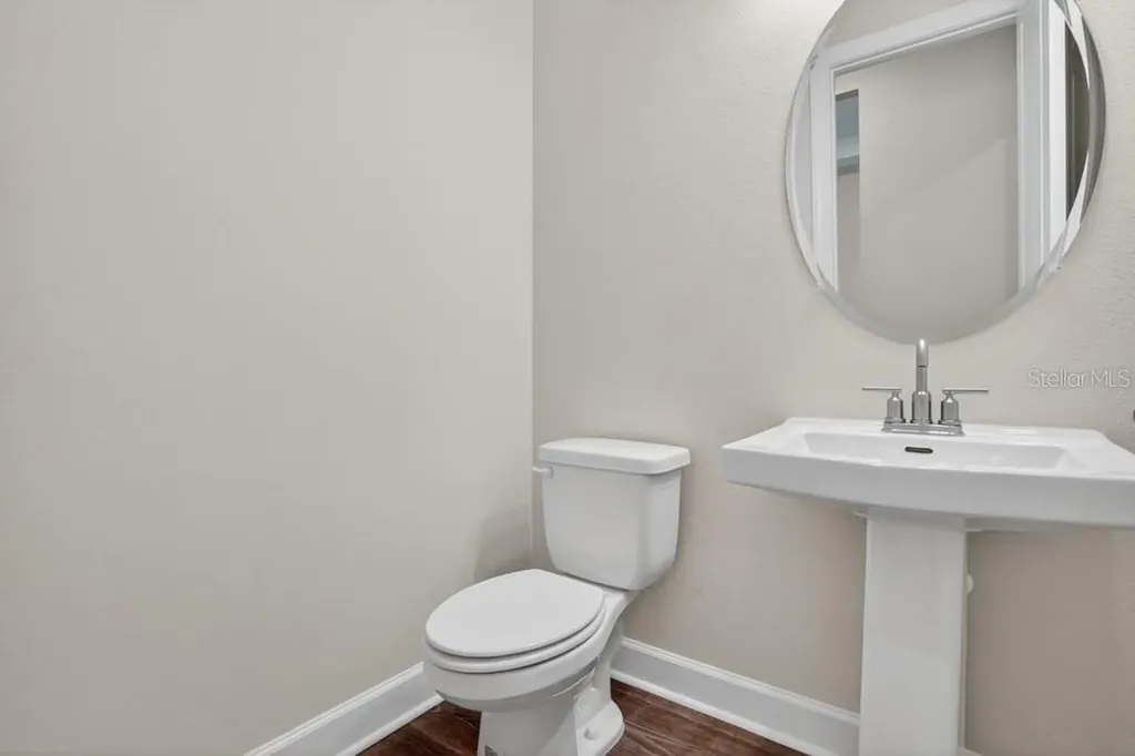 7653 Moonbeam Avenue Sarasota FL 34241