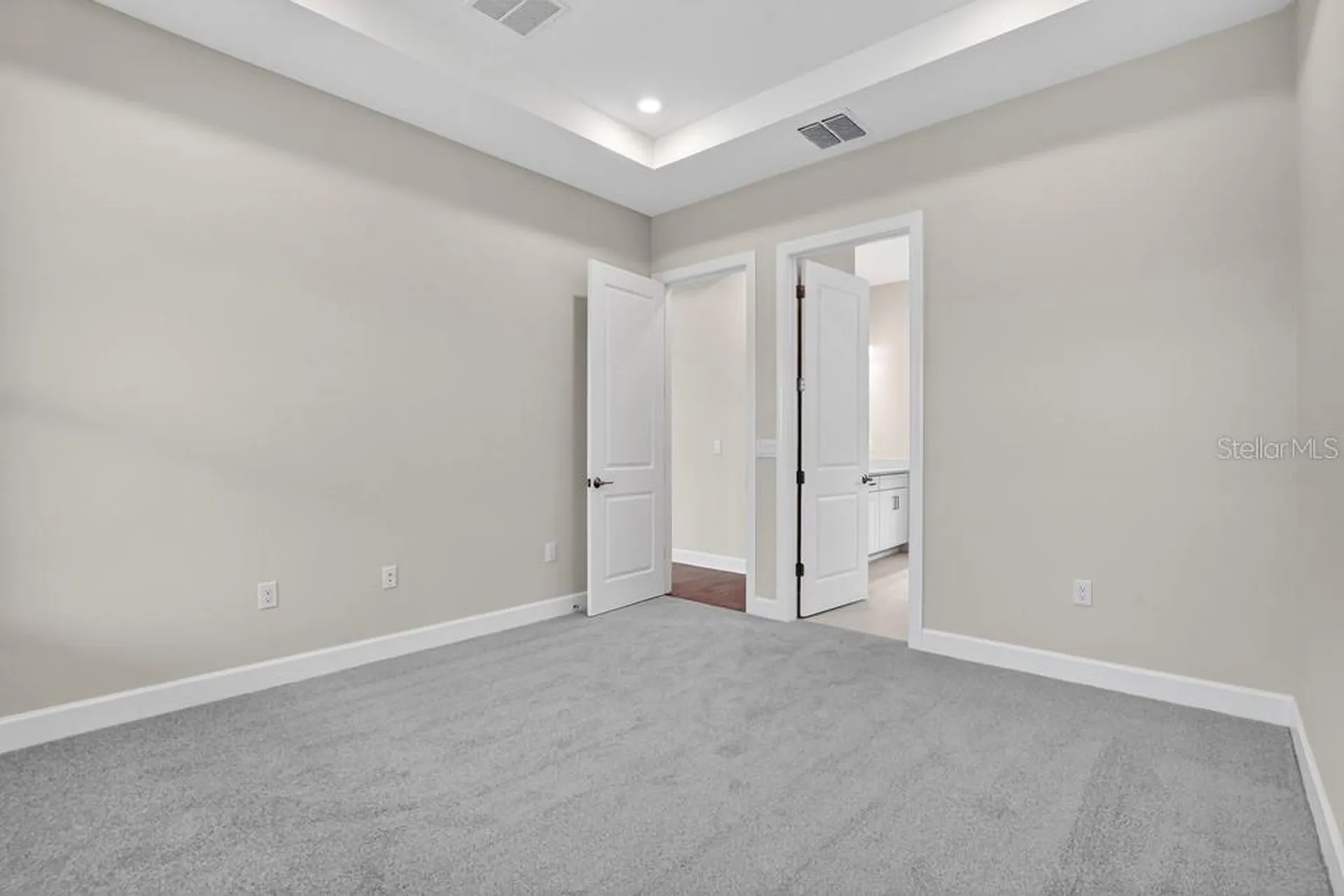 7653 Moonbeam Avenue Sarasota FL 34241