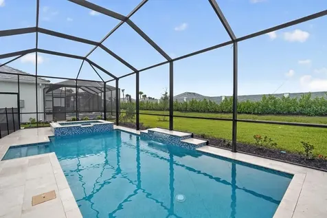 7653 Moonbeam Avenue Sarasota FL 34241