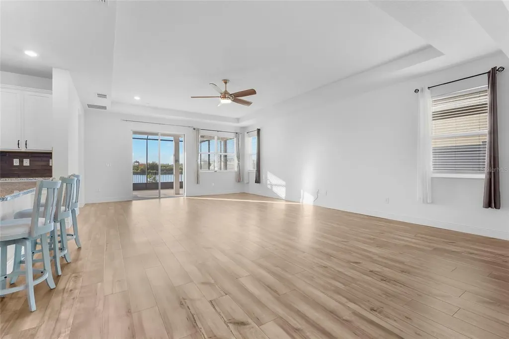 7322 34th Court E Sarasota FL 34243