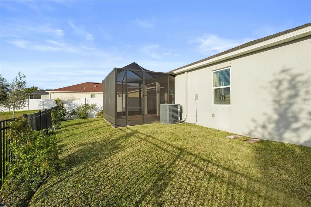 7322 34th Court E Sarasota FL 34243