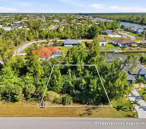 10466 Sunbury Drive Port Charlotte FL 33981