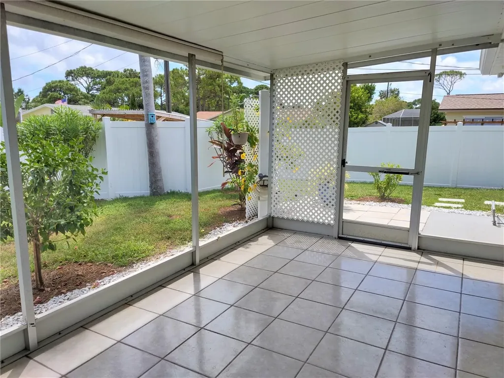 979 Nantucket Road Venice FL 34293