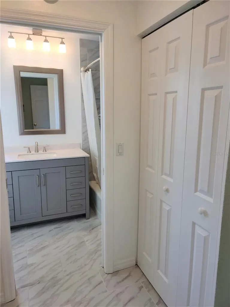 979 Nantucket Road Venice FL 34293