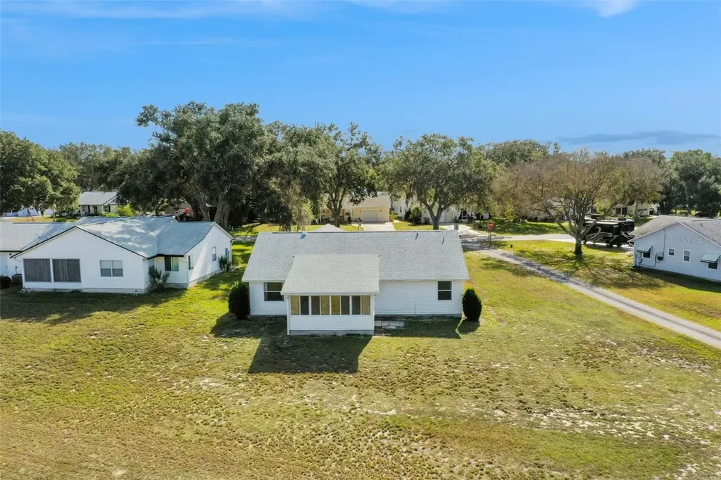 1409 New Abbey Avenue Leesburg FL 34788