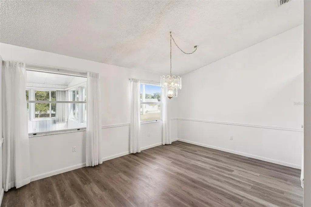 1409 New Abbey Avenue Leesburg FL 34788