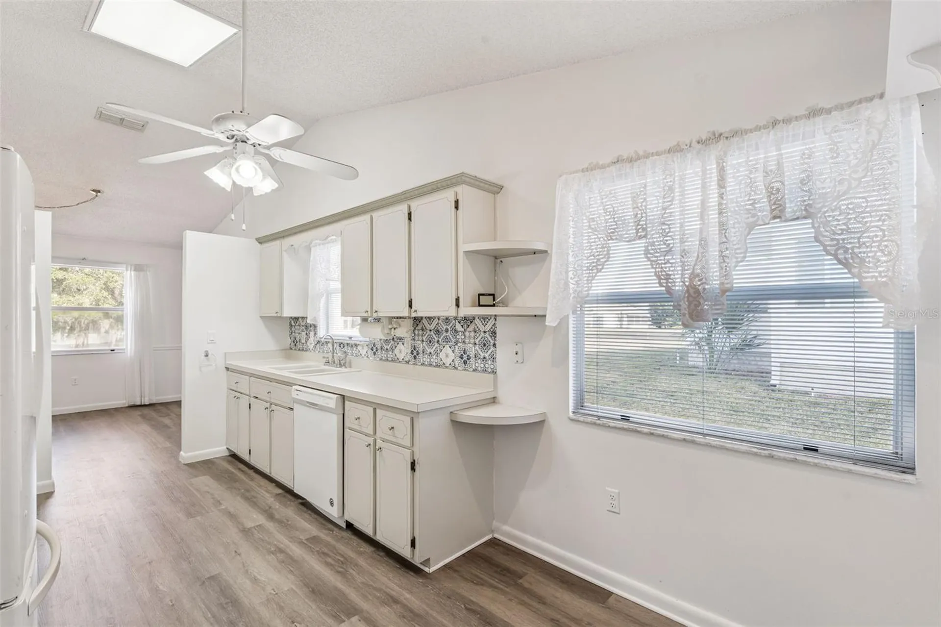 1409 New Abbey Avenue Leesburg FL 34788