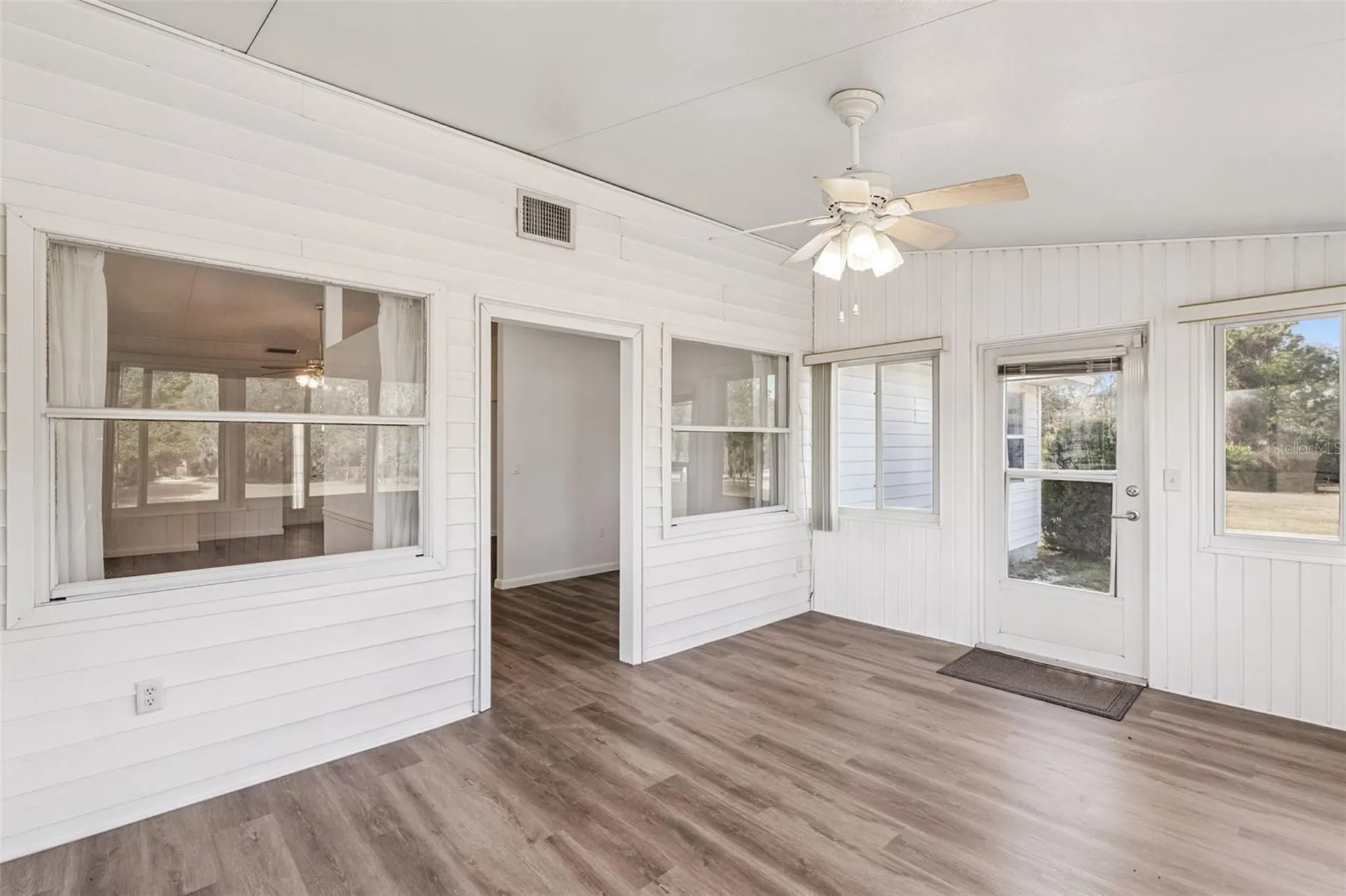 1409 New Abbey Avenue Leesburg FL 34788