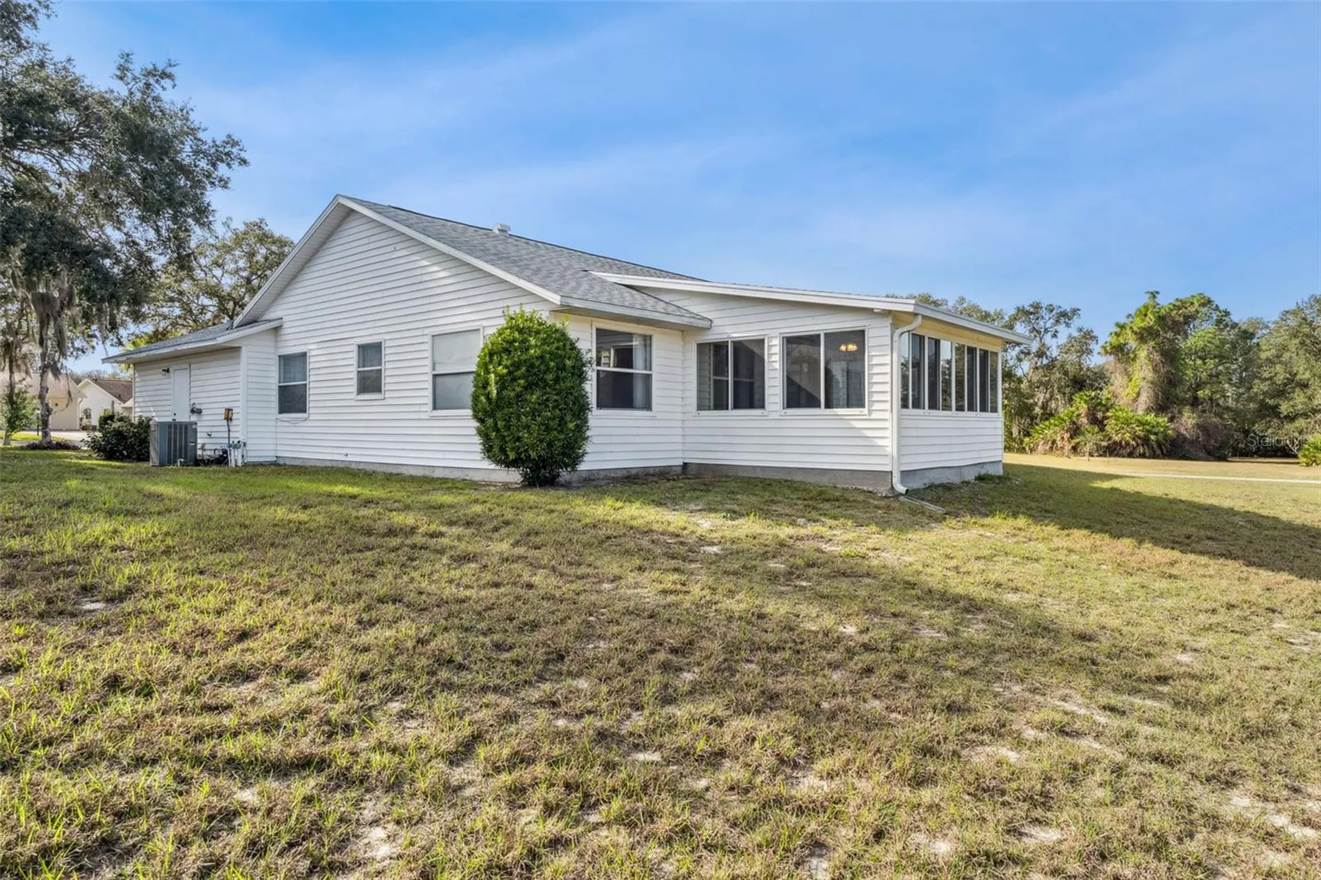 1409 New Abbey Avenue Leesburg FL 34788