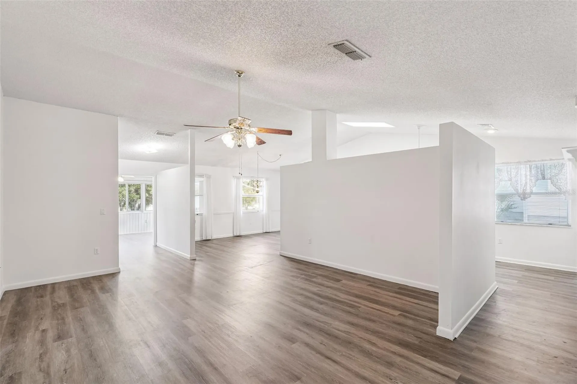 1409 New Abbey Avenue Leesburg FL 34788